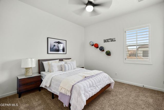 877 Eastwell Drive, El Paso, TX 79928