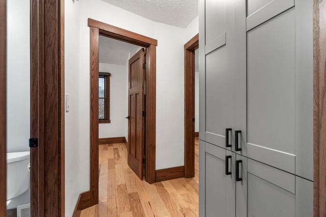 3957 45th Avenue S, Minneapolis, MN 55406