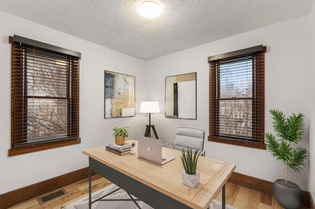 3957 45th Avenue S, Minneapolis, MN 55406