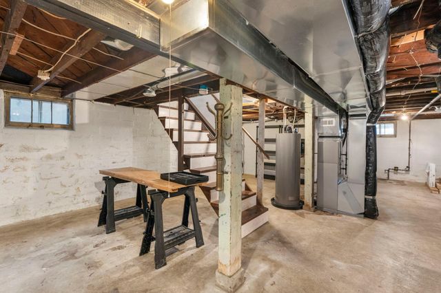 3957 45th Avenue S, Minneapolis, MN 55406