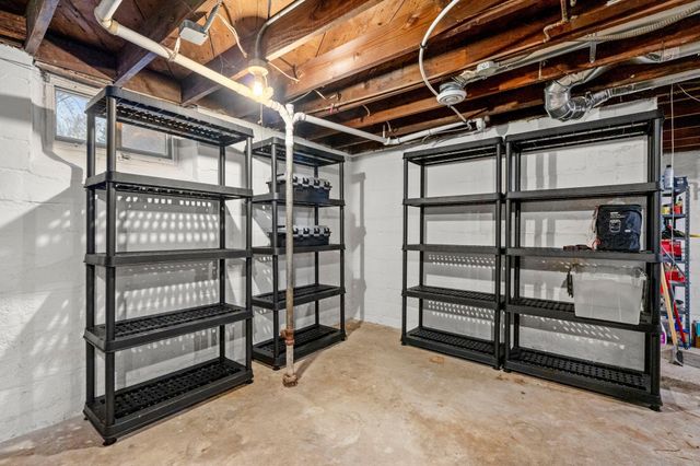 3957 45th Avenue S, Minneapolis, MN 55406