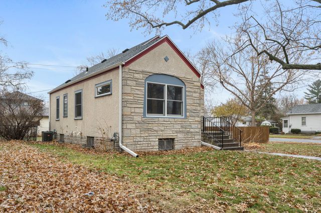 3957 45th Avenue S, Minneapolis, MN 55406