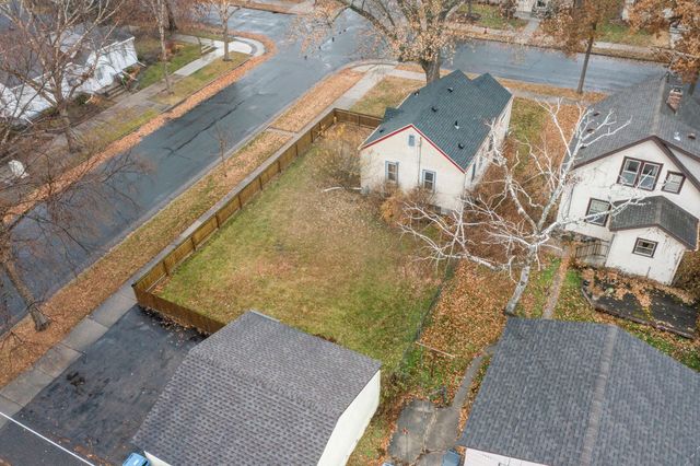 3957 45th Avenue S, Minneapolis, MN 55406