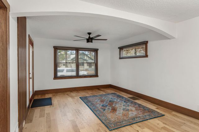 3957 45th Avenue S, Minneapolis, MN 55406