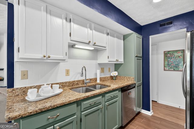 1106 Glenleaf Drive, Peachtree Corners, GA 30092