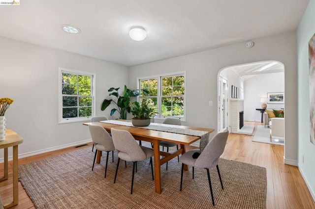 929 Contra Costa Ave, Berkeley, CA 94707