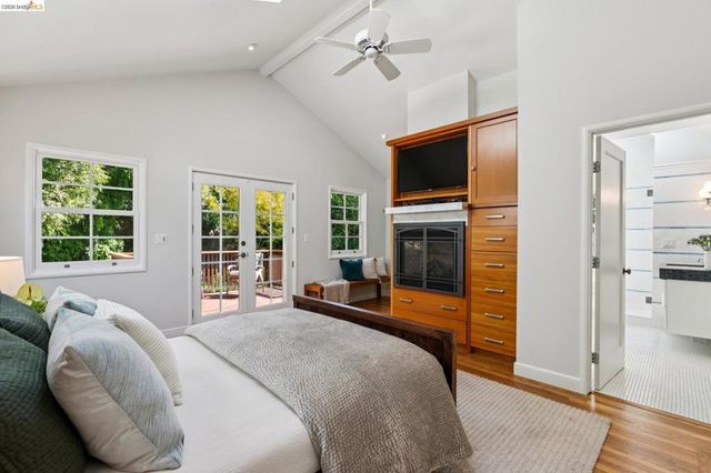 929 Contra Costa Ave, Berkeley, CA 94707