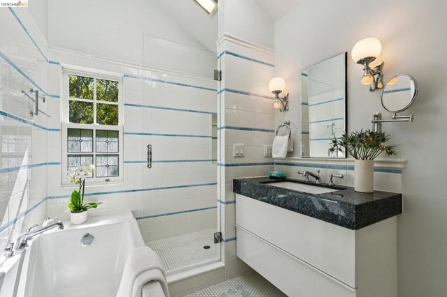 929 Contra Costa Ave, Berkeley, CA 94707