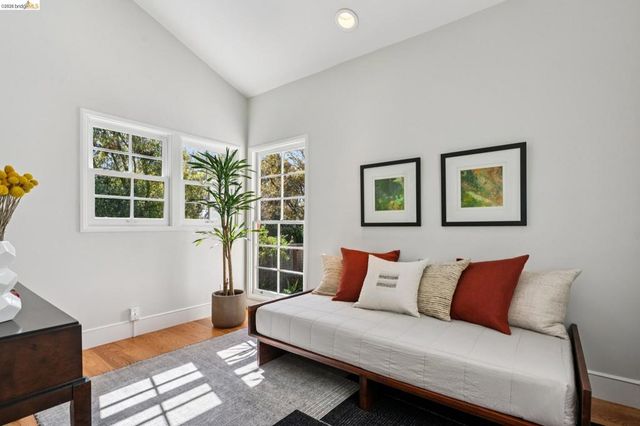 929 Contra Costa Ave, Berkeley, CA 94707