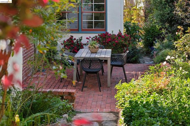 929 Contra Costa Ave, Berkeley, CA 94707