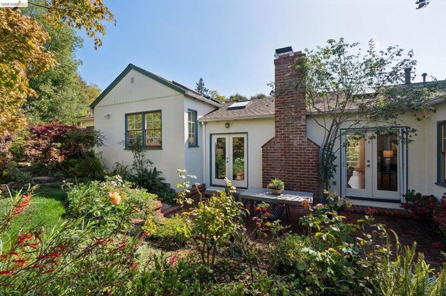 929 Contra Costa Ave, Berkeley, CA 94707