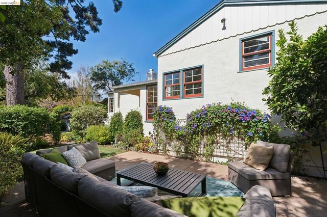 929 Contra Costa Ave, Berkeley, CA 94707