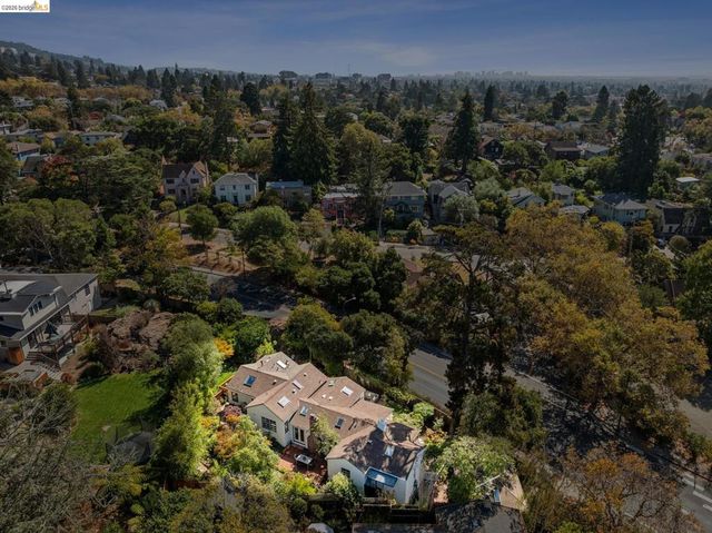 929 Contra Costa Ave, Berkeley, CA 94707