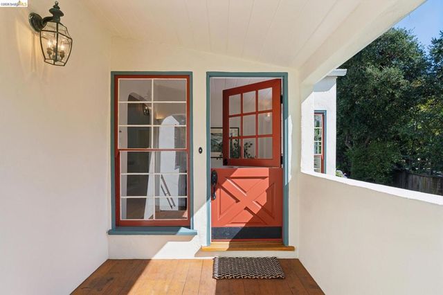 929 Contra Costa Ave, Berkeley, CA 94707