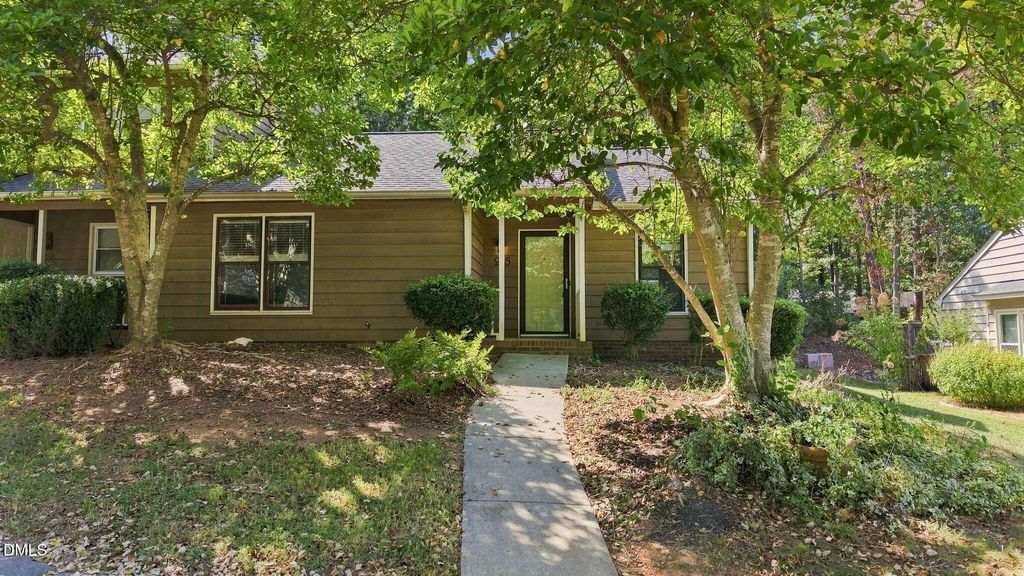 215 Applecross Drive, Cary, NC 27511