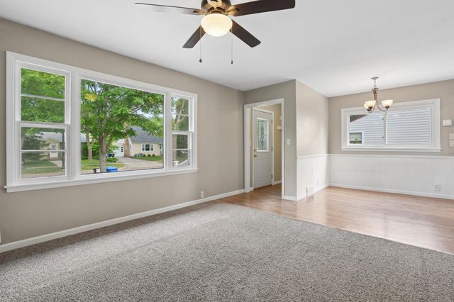 418 20th Avenue N, Fargo, ND 58102