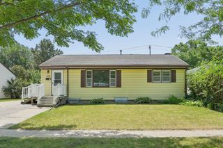 418 20th Avenue N, Fargo, ND 58102