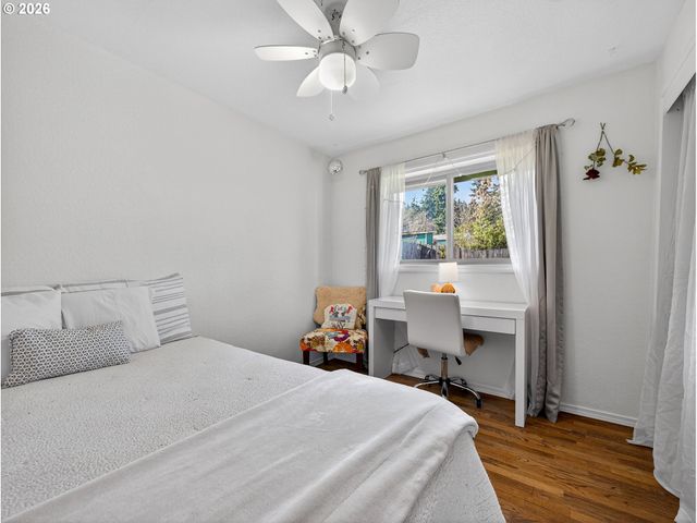 2230 CLEVELAND St, Eugene, OR 97405