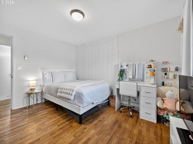 2230 CLEVELAND St, Eugene, OR 97405