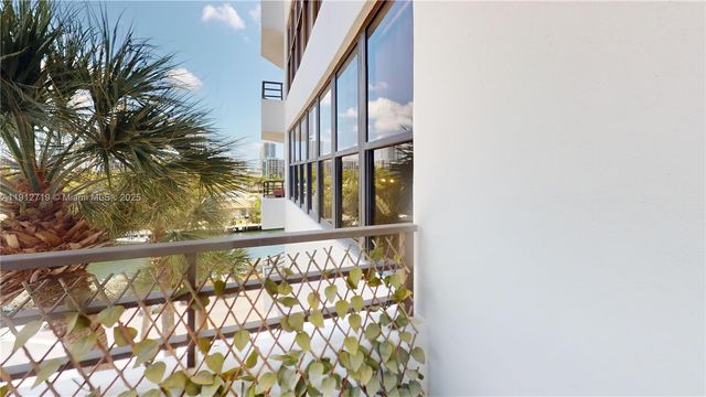 2500 PARKVIEW DR 507, Hallandale Beach, FL 33009