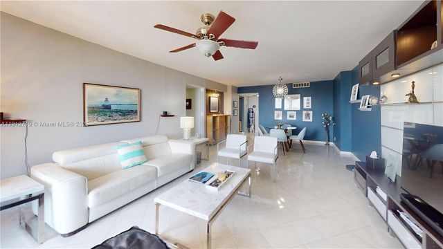 2500 PARKVIEW DR 507, Hallandale Beach, FL 33009