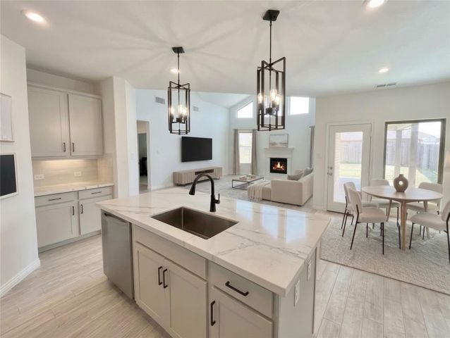 8822 Spinning Mill Drive, Missouri City, TX 77459