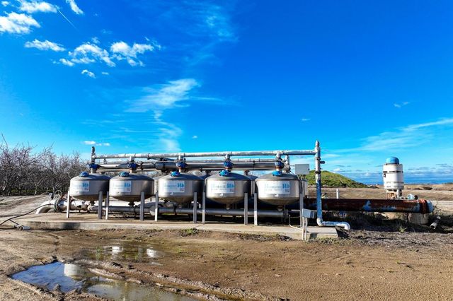 3012 N Oakmore Street, Tulare, CA 93274