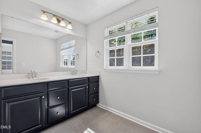 148 Amber Acorn Avenue, Raleigh, NC 27603
