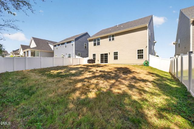 148 Amber Acorn Avenue, Raleigh, NC 27603