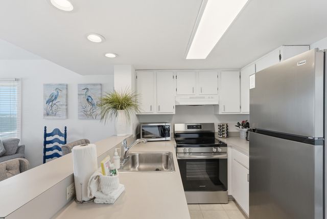 9000 Palmetto Drive F-301, Isle Of Palms, SC 29451
