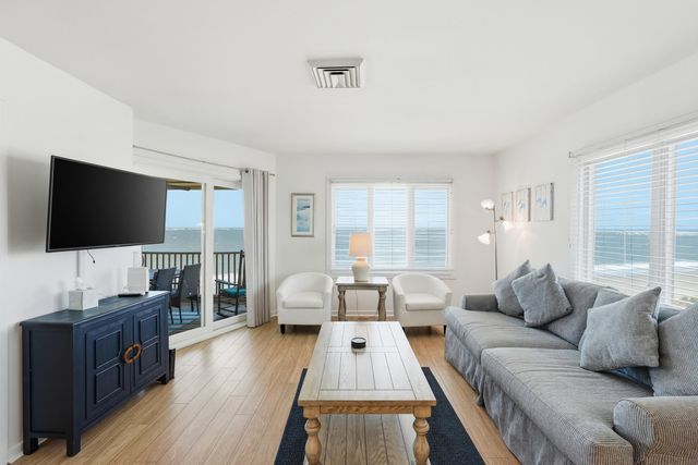 9000 Palmetto Drive F-301, Isle Of Palms, SC 29451