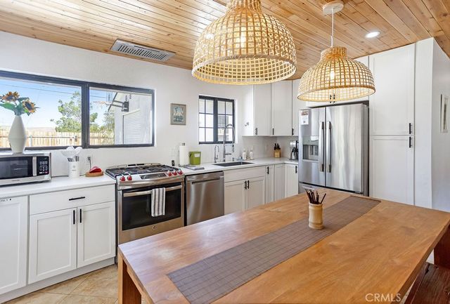 61680 Valley View Drive, Joshua Tree, CA 92252