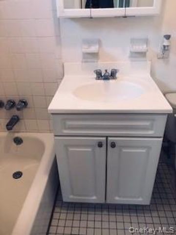 5 Brevoort Drive 2E, Pomona, NY 10970