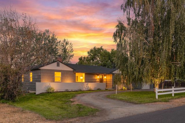 9817 N Colfax Rd, Spokane, WA 99218