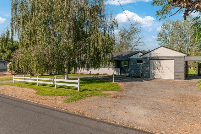 9817 N Colfax Rd, Spokane, WA 99218