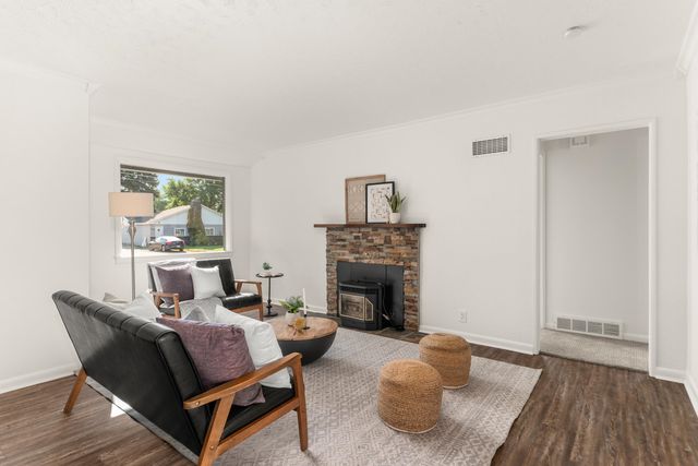 9817 N Colfax Rd, Spokane, WA 99218