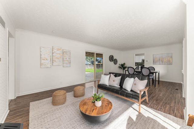 9817 N Colfax Rd, Spokane, WA 99218