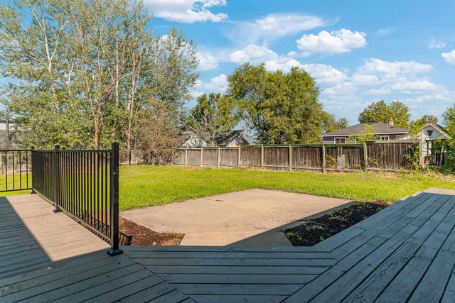 9817 N Colfax Rd, Spokane, WA 99218