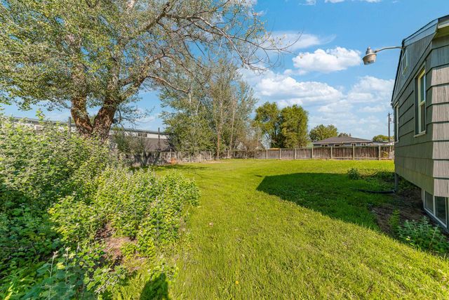 9817 N Colfax Rd, Spokane, WA 99218