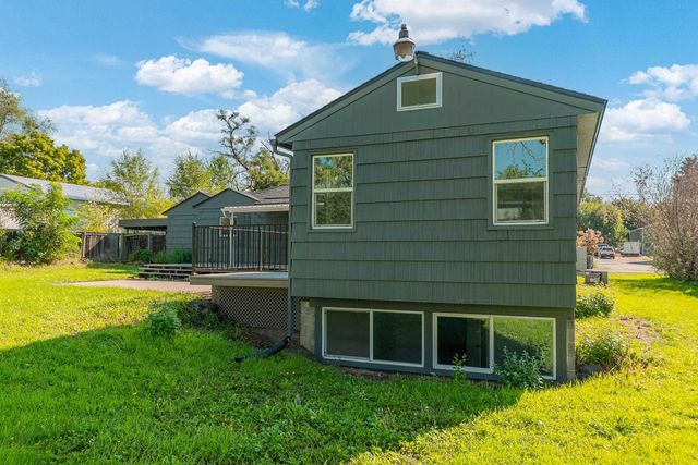 9817 N Colfax Rd, Spokane, WA 99218