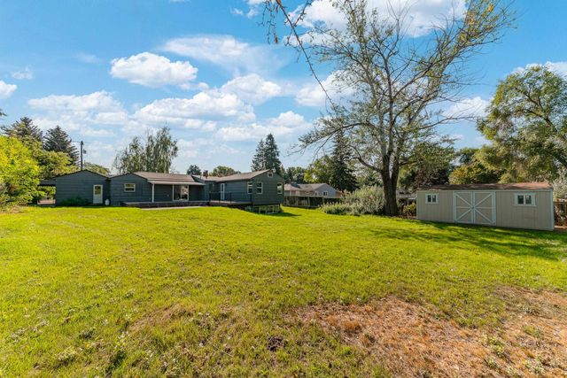 9817 N Colfax Rd, Spokane, WA 99218
