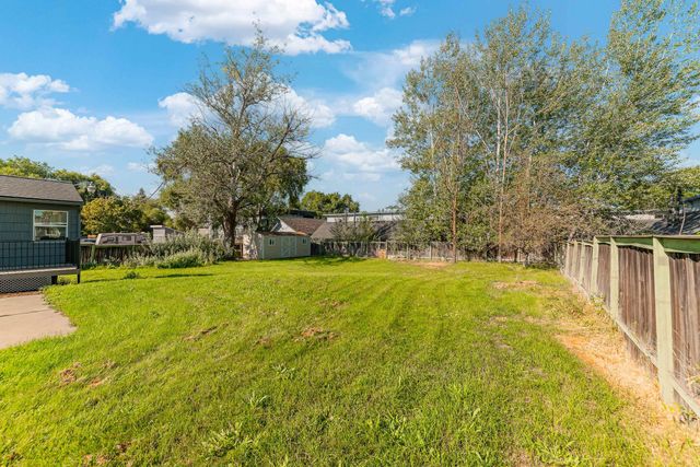 9817 N Colfax Rd, Spokane, WA 99218