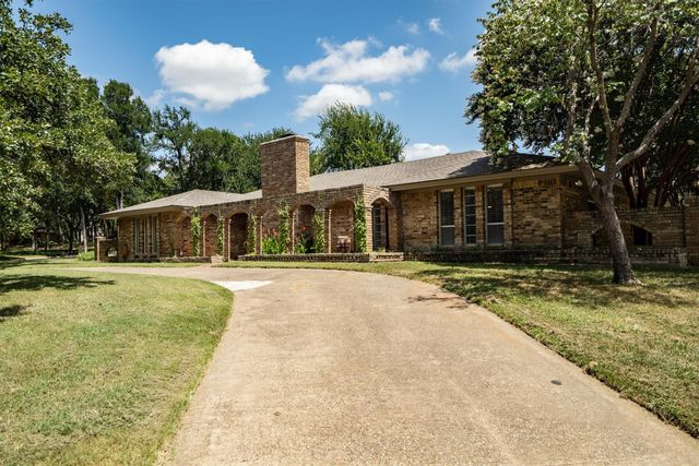 2016 Pembrooke Place, Denton, TX 76205