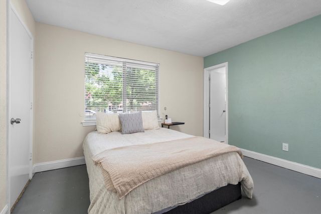 2016 Pembrooke Place, Denton, TX 76205