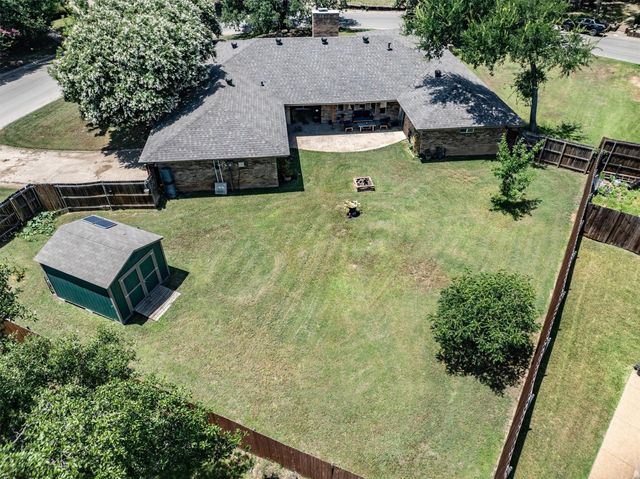 2016 Pembrooke Place, Denton, TX 76205