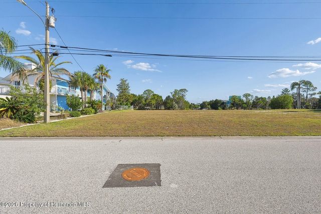 4033 Amberjack Drive, Hernando Beach, FL 34607