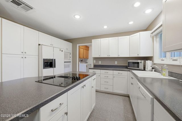 20 Copper Hill Road, Bridgewater, NJ 08807