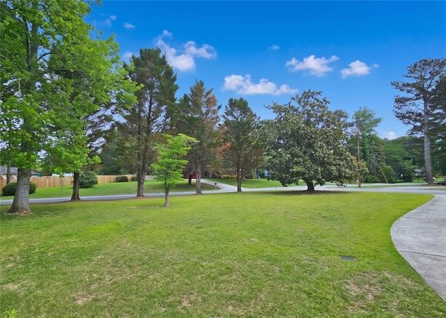 1630 Dove Court SW, Marietta, GA 30064