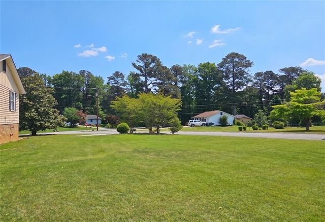 1630 Dove Court SW, Marietta, GA 30064