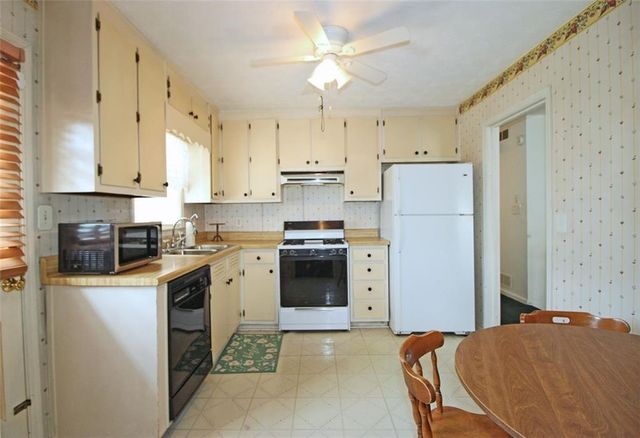 1630 Dove Court SW, Marietta, GA 30064